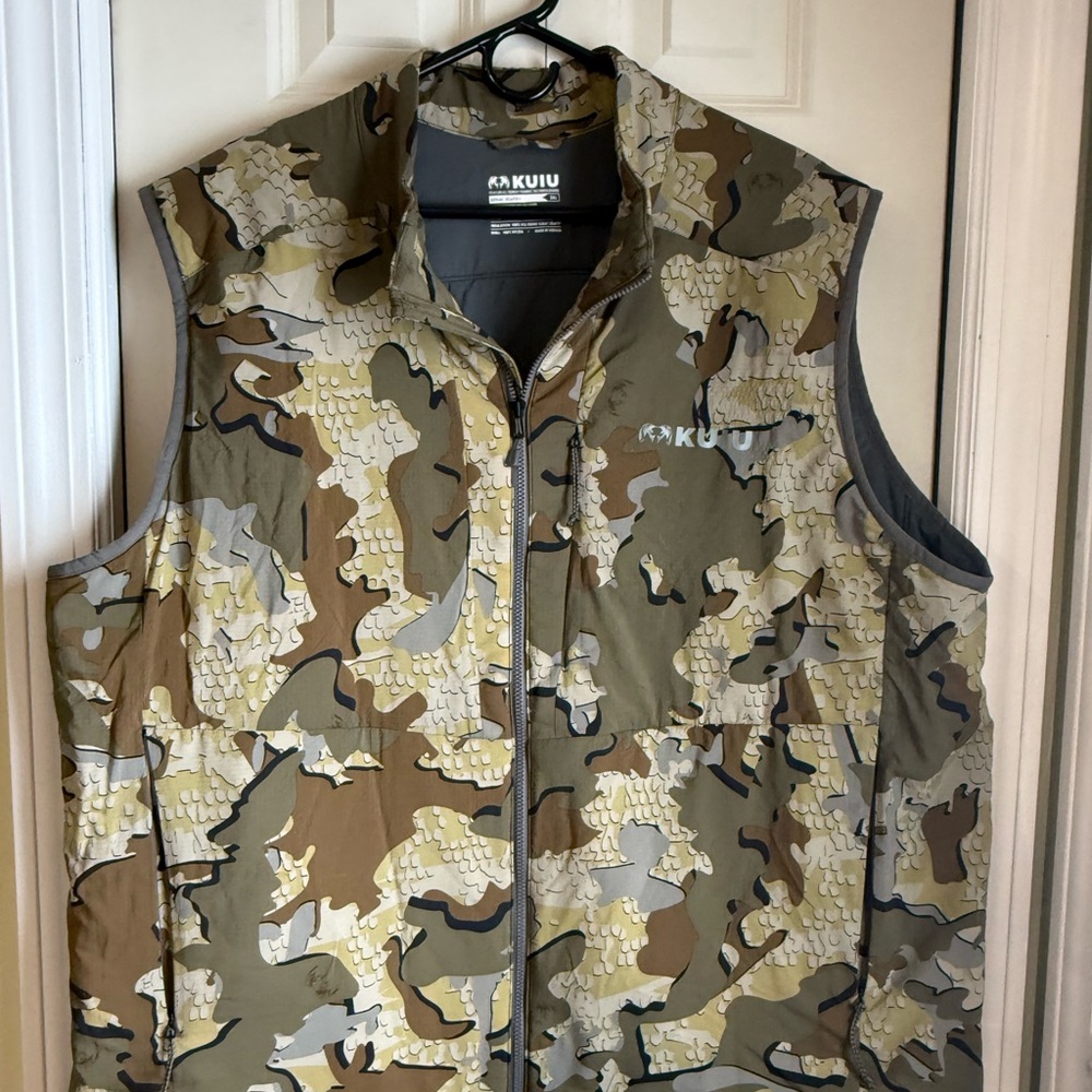 KUIU Multicolor Camouflage Performance Vest